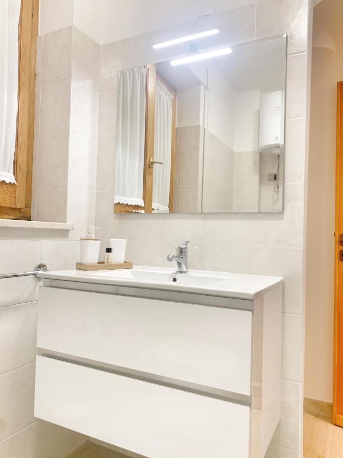 Grazia'S Apartment ساساري المظهر الخارجي الصورة
