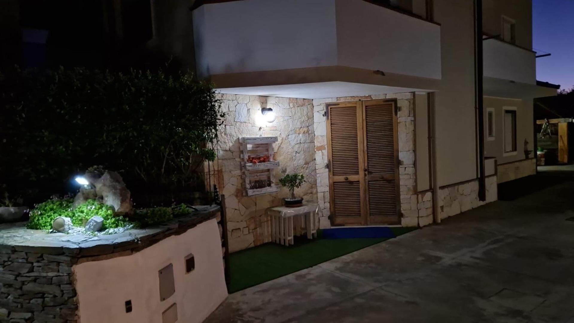 Grazia'S Apartment ساساري المظهر الخارجي الصورة